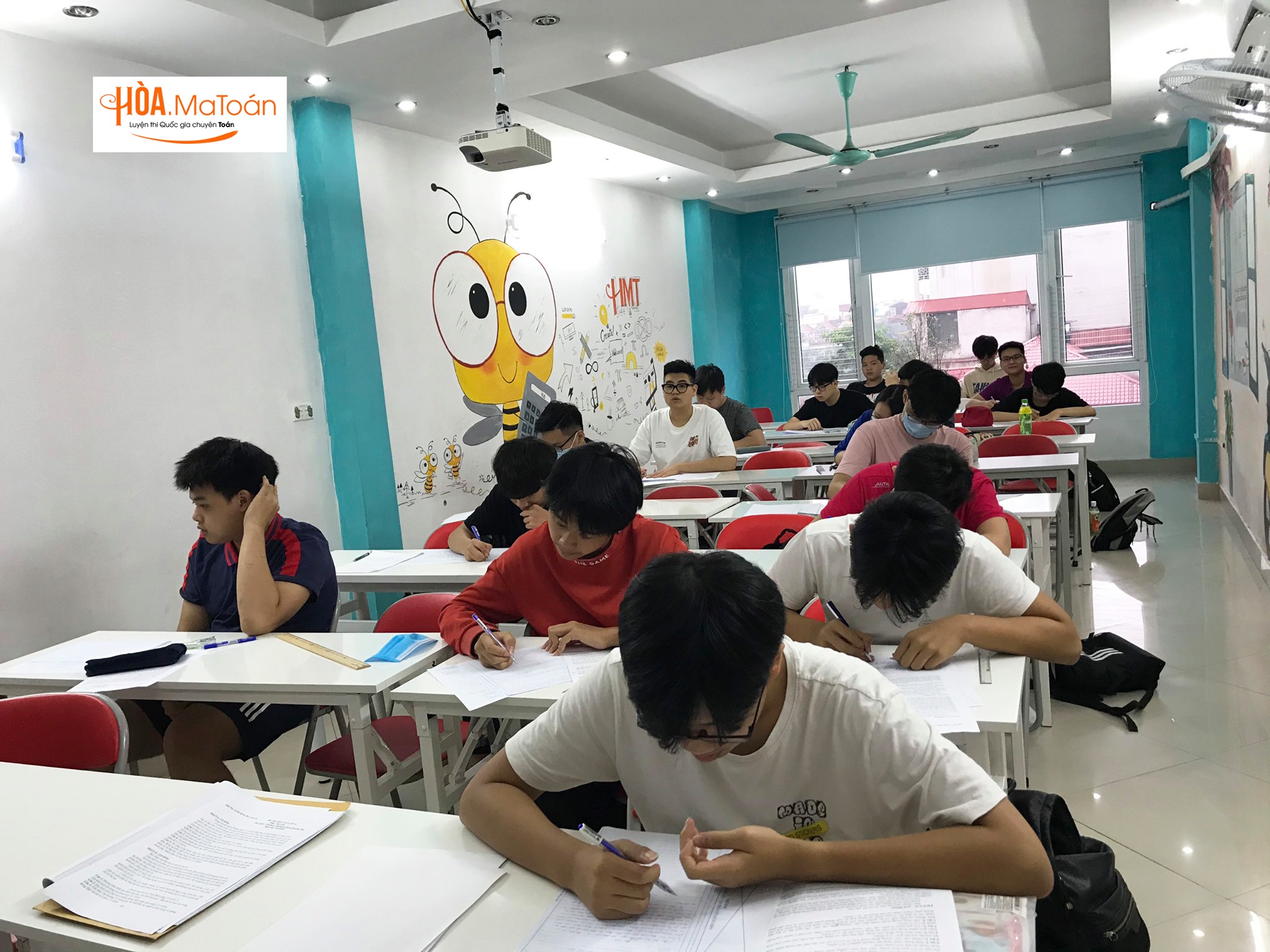 Không có mô tả ảnh.